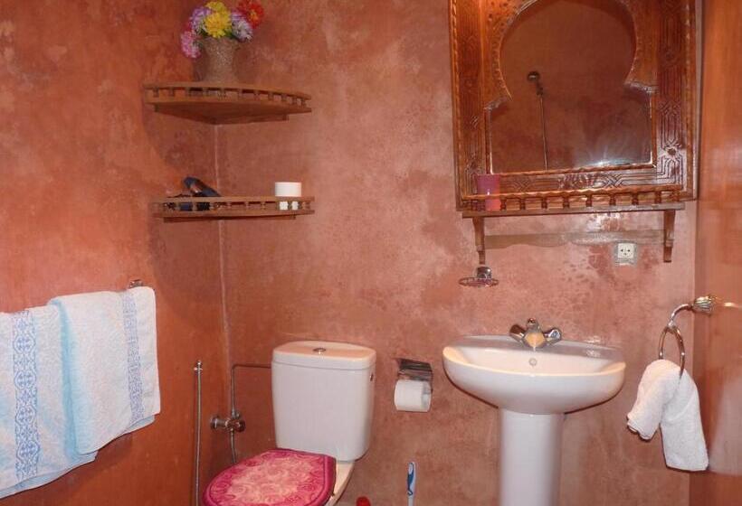 سوییت لوکس, Riad Marlinea