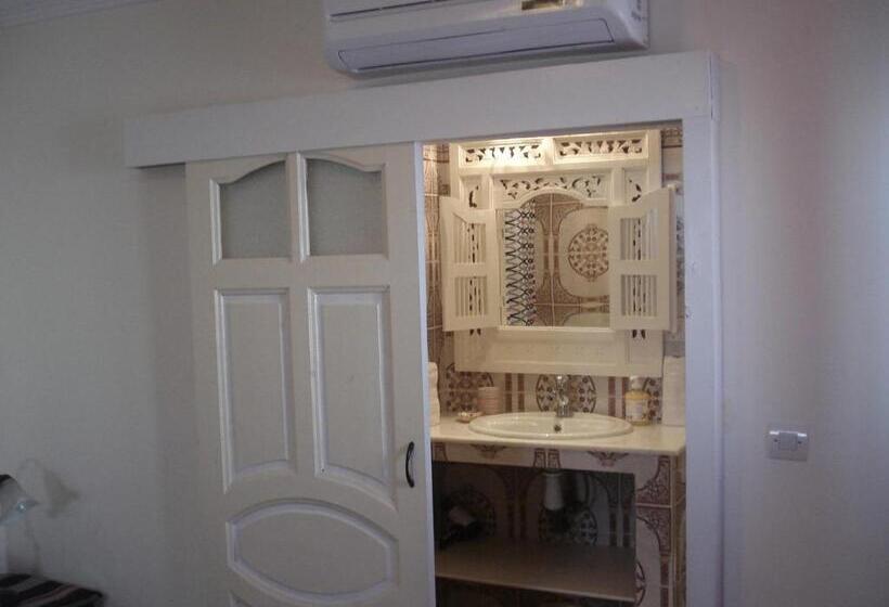 带露台的套间, Riad Marlinea