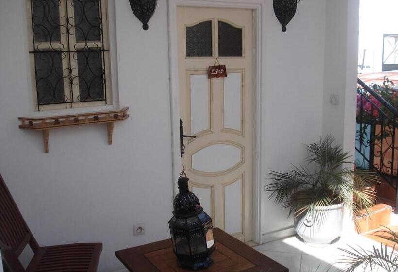 Suite with Terrace, Riad Marlinea