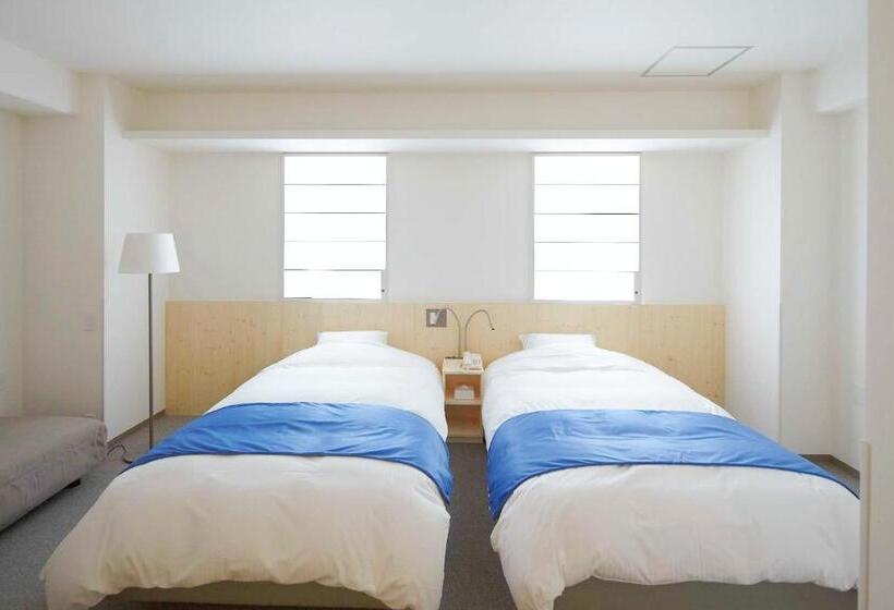 高级大房间, Shin Osaka Station