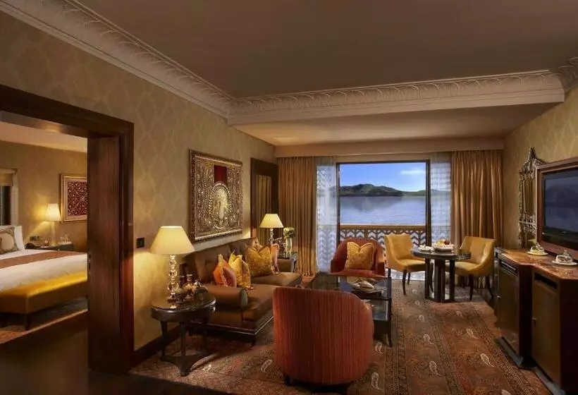 デラックススイート, The Leela Palace Udaipur
