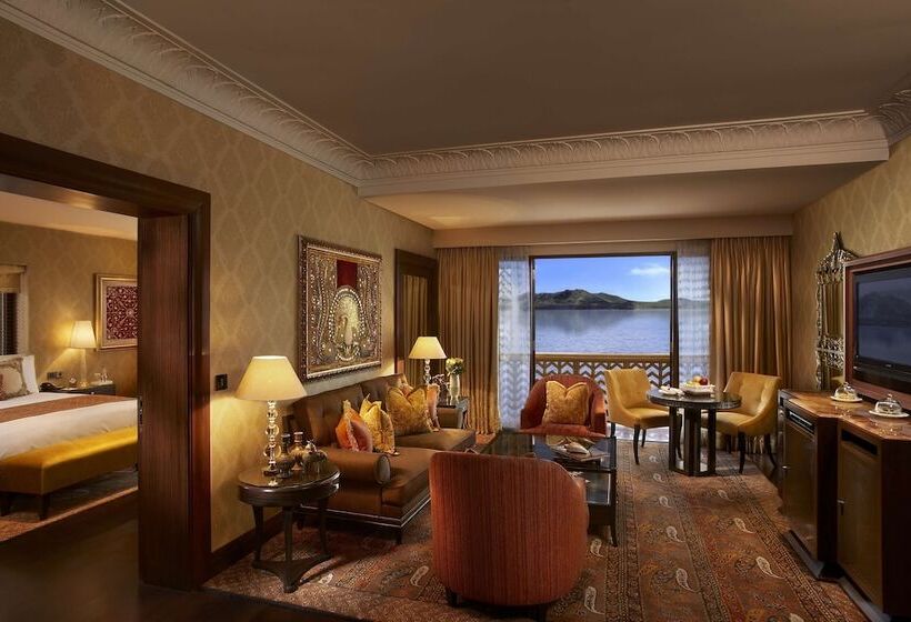 디럭스 스위트, The Leela Palace Udaipur