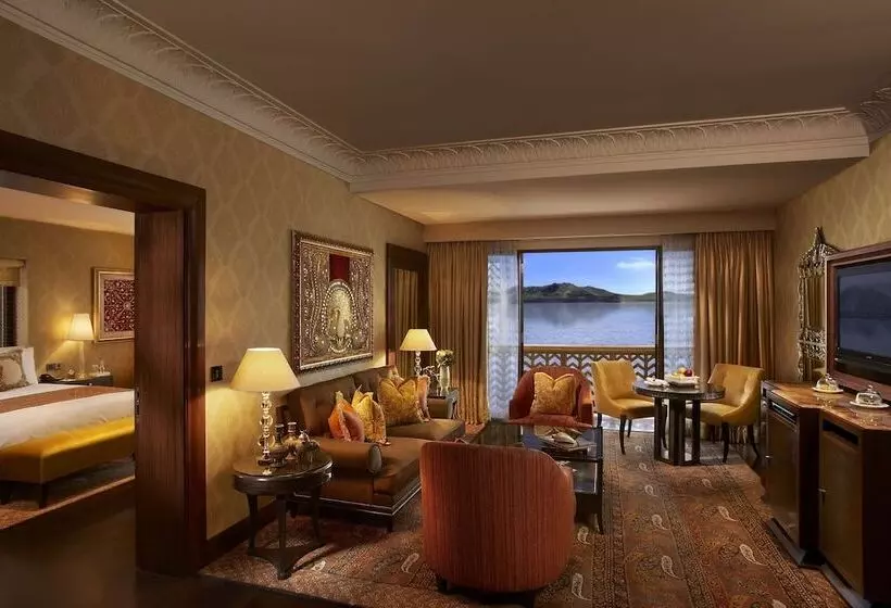 デラックススイート, The Leela Palace Udaipur