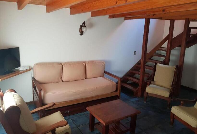 Appartement met 2 Slaapkamers, Melewe