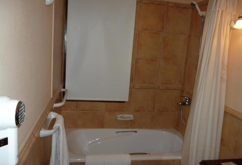 Appartement met 3 Slaapkamers, Melewe