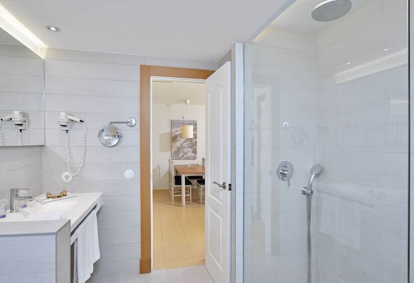 דירה בת חדר שינה 1 עם מרפסת, Aparthotel Isla de Cabrera