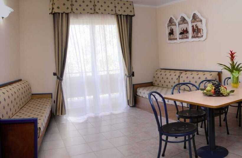 带1个卧室的公寓, Akiris