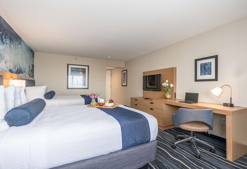 Номер Стандарт 2 Двуспальные Кровати, Best Western Plus Marina Gateway