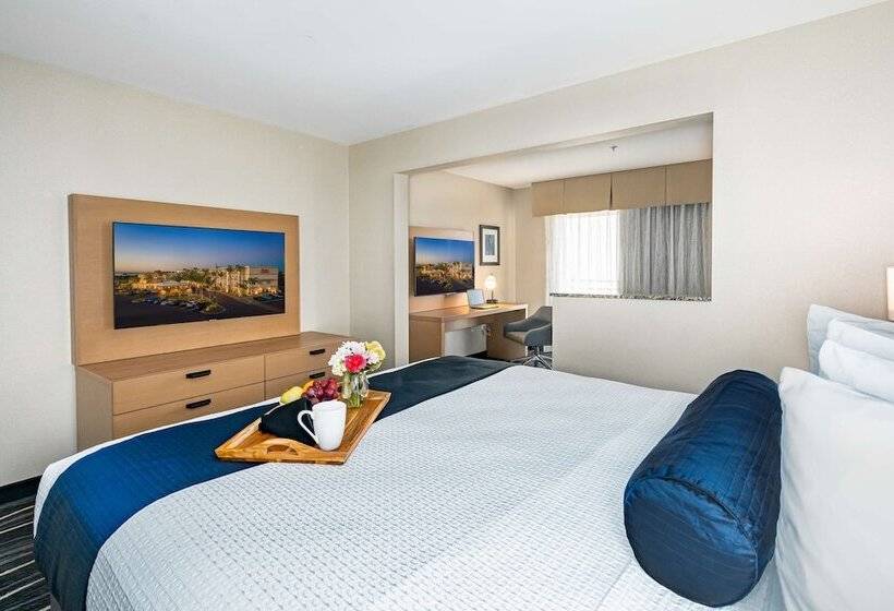 Номер Стандарт Двуспальная Кровать, Best Western Plus Marina Gateway