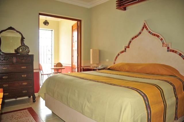 جناح جونيور, Boutique Casa San Angel