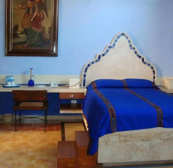 سوئیت با وان آب گرم, Boutique Casa San Angel