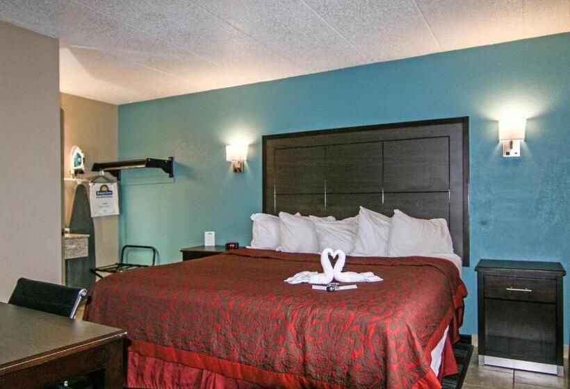 스위트 킹사이즈 침대, Days Inn & Suites By Wyndham Springfield On I44