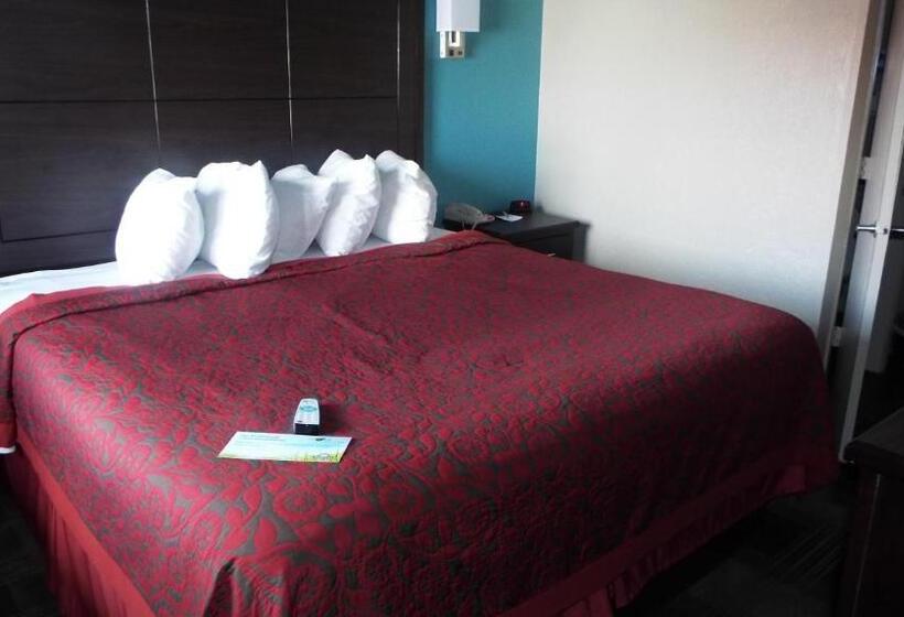 Номер Deluxe Кровать Кинг, Days Inn & Suites By Wyndham Springfield On I44