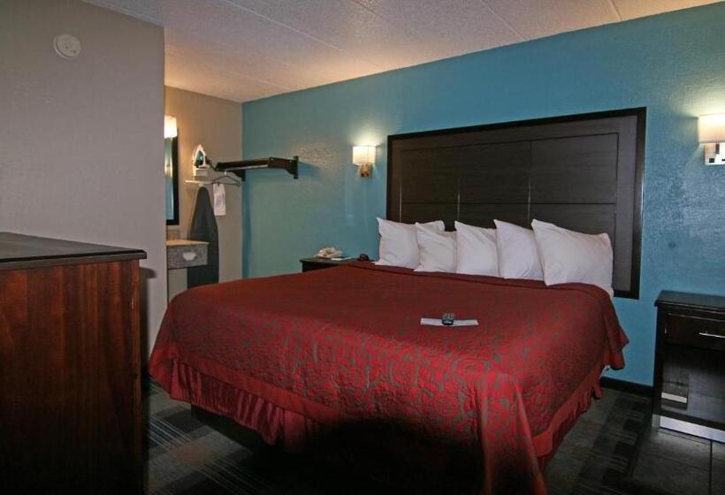 스탠다드 룸 킹사이즈 침대, Days Inn & Suites By Wyndham Springfield On I44