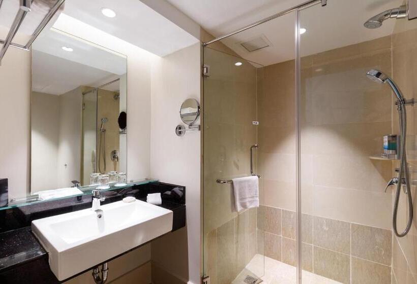 غرفة ديلوكس, Eastin Hotel Penang