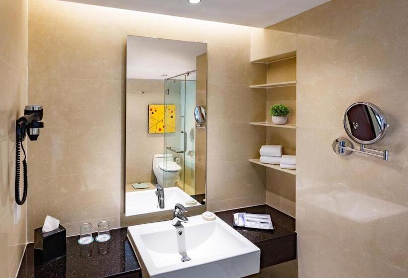 جناح ديلوكس, Eastin Hotel Penang