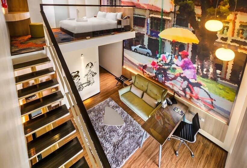 جناح, Eastin Hotel Penang