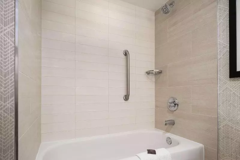 Sviitti King-vuode, Embassy Suites By Hilton Portland Airport