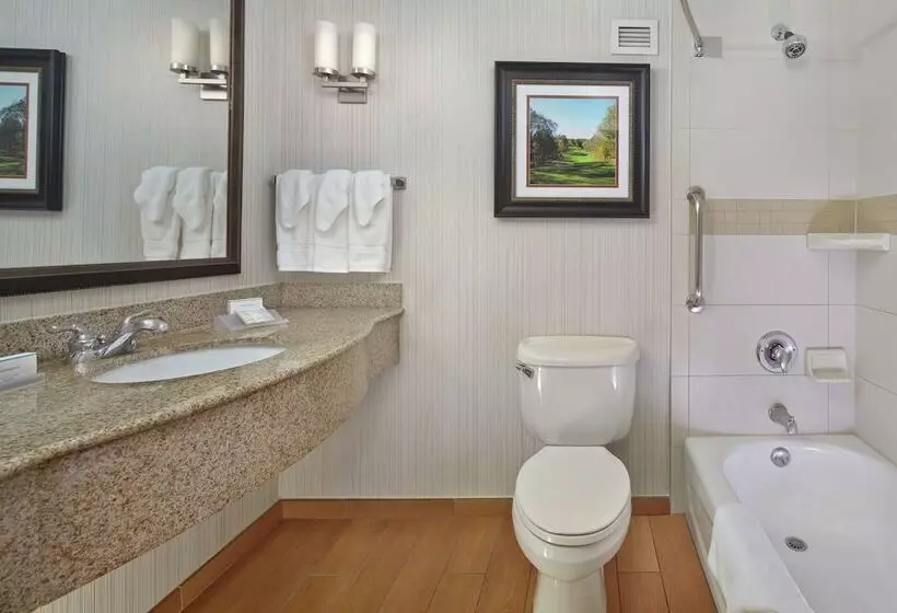Standard-huone 2 Parivuodetta, Hilton Garden Inn Danbury