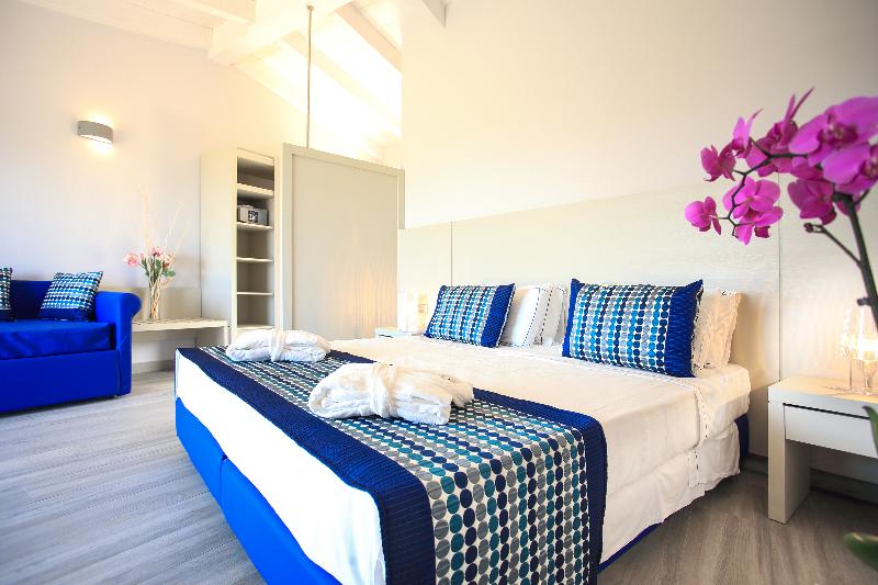 جناح لذوى الاحتياجات الخاصة, Holiday Inn Express Hotel & Suites Waller, An Ihg