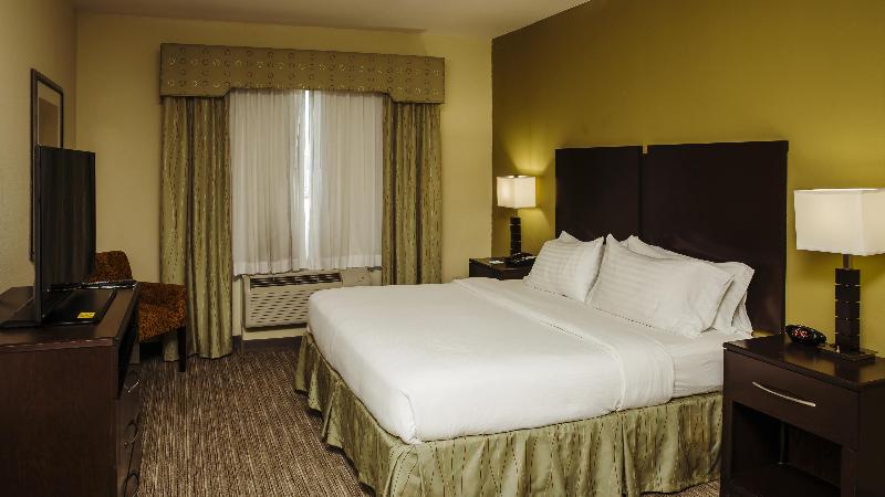 Номер Стандарт Кровать Кинг Адаптированный для Инвалидов, Holiday Inn Express Hotel & Suites Waller, An Ihg