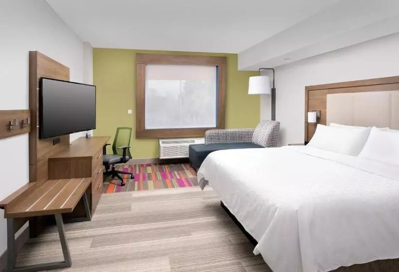 身障者適用キングサイズベッドルーム, Holiday Inn Express Jacksonville Beach, An Ihg