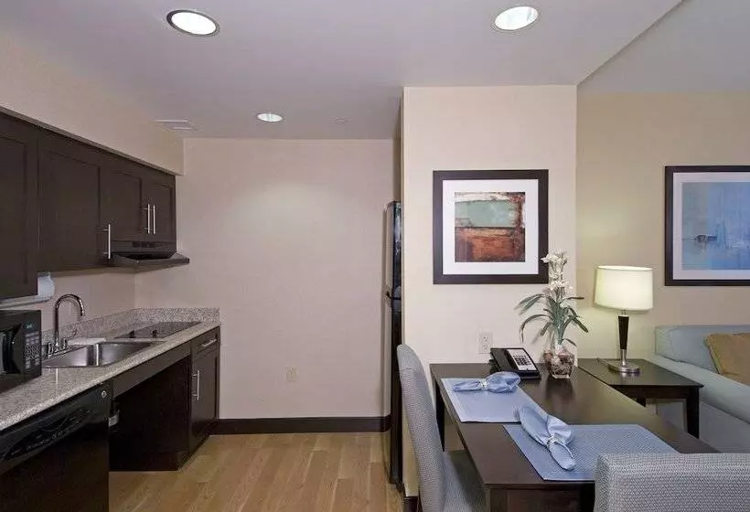 身障者適用スイートルーム, Homewood Suites By Hilton Port Saint Lucietradition
