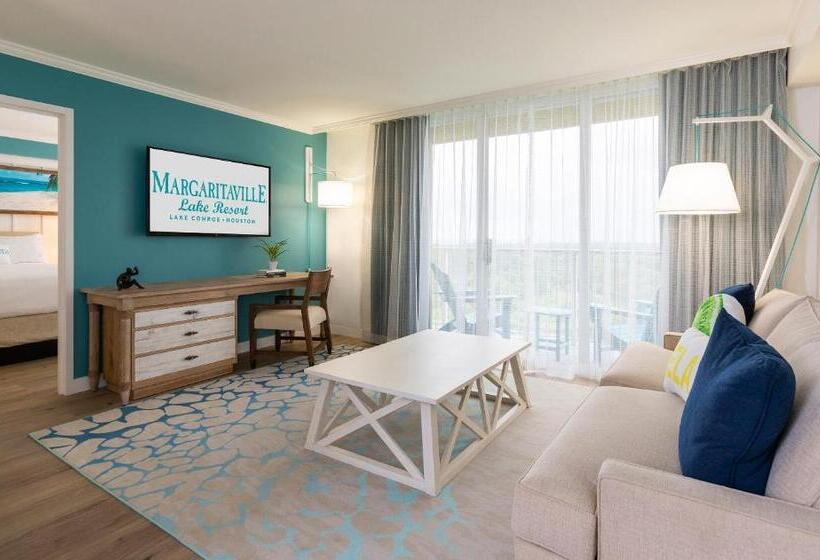 Suite with lake view, Margaritaville Lake Resort, Lake Conroe