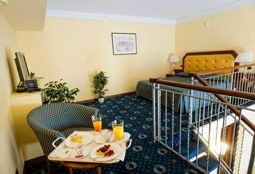 اتاق استاندارد چهار تخته, San Giorgio