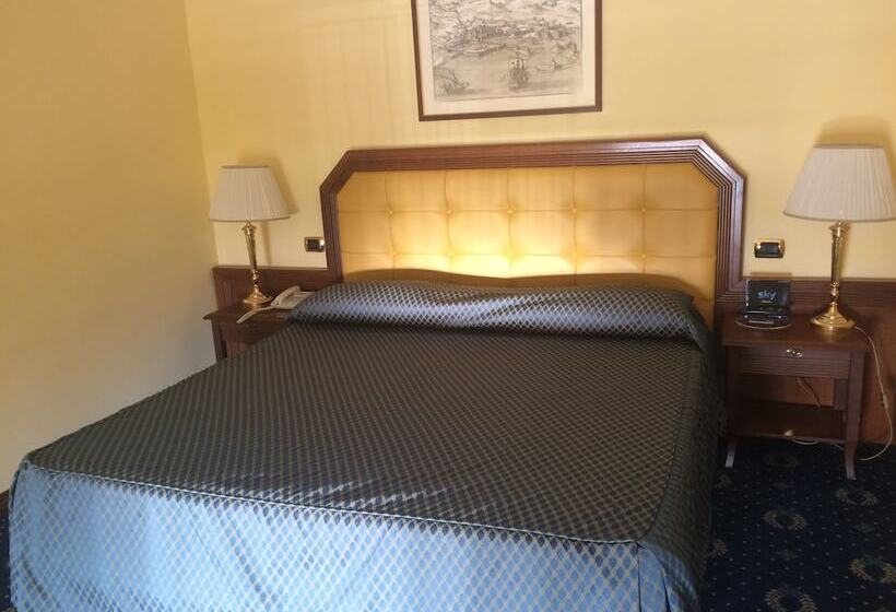 标准三人间, San Giorgio