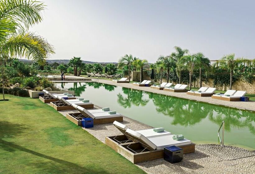 Номер Superior Вид на Бассейн, Sofitel Essaouira Mogador Golf & Spa