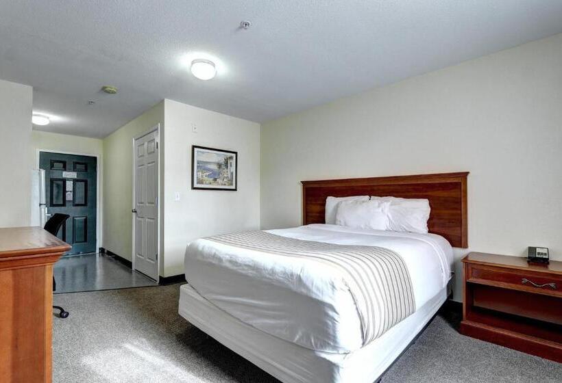 장애인을 위한 스탠다드 룸, Suburban Studios Westminster Denver North