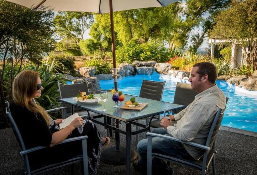 豪华房间, Wai Ora Lakeside Spa Resort