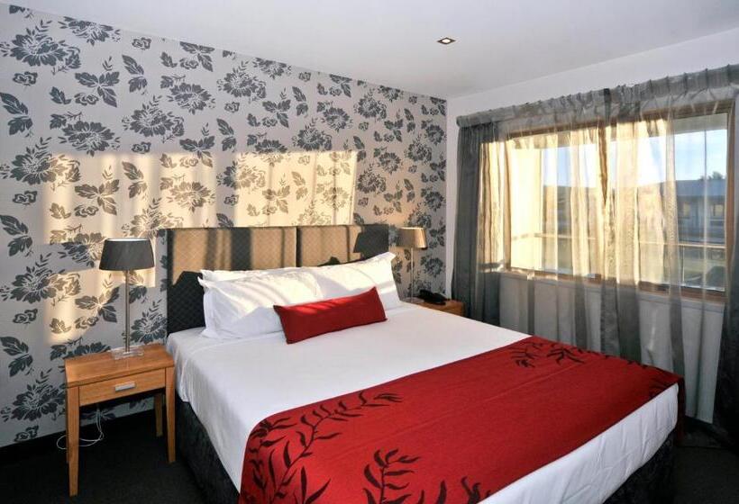 高级套房, Wai Ora Lakeside Spa Resort