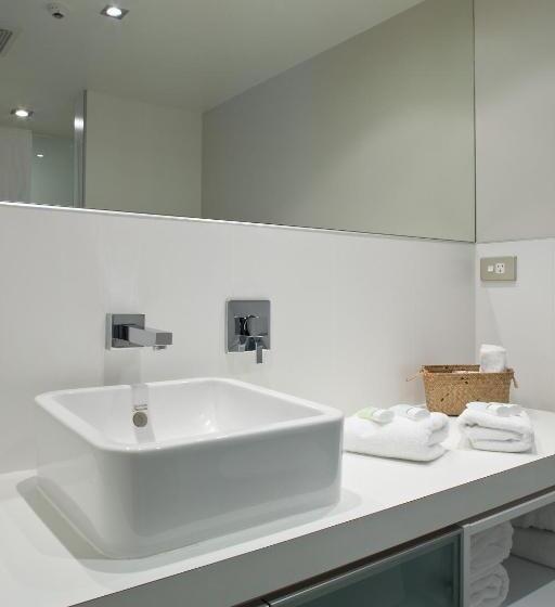 高级套房, Wai Ora Lakeside Spa Resort