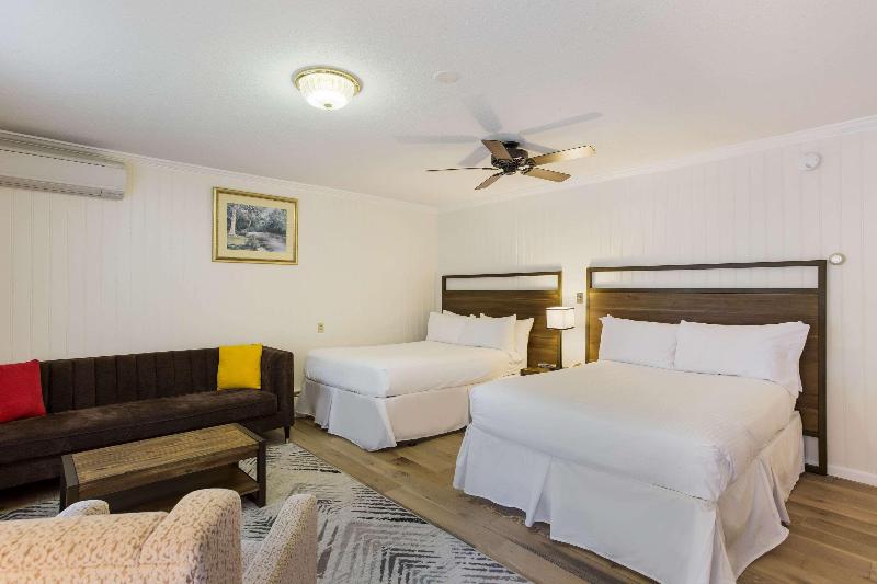 高级套房, Wai Ora Lakeside Spa Resort