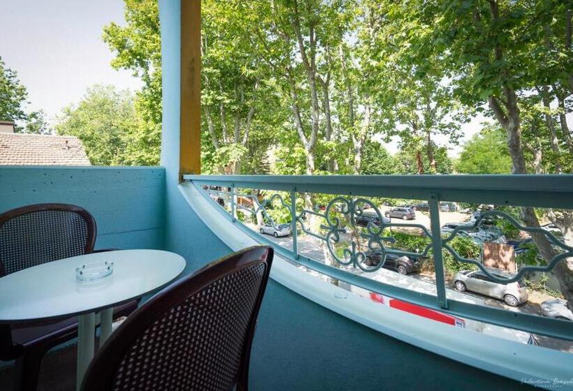 Номер Стандарт Трехместный, Vmbabyhotel & Residence Parador