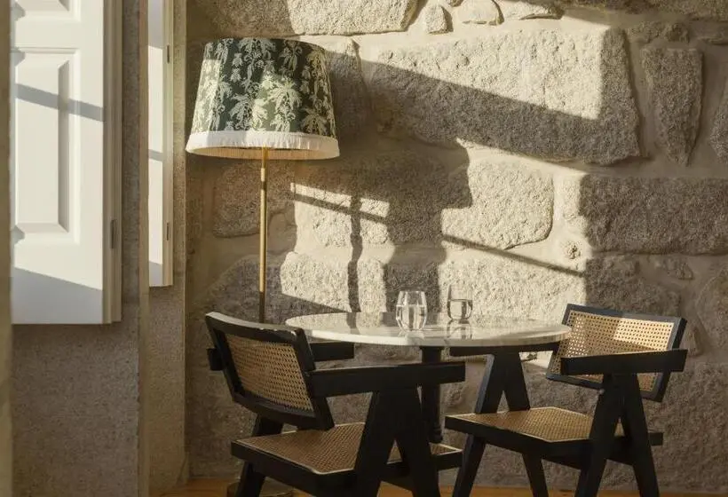 استودیوی استاندارد, Líbere Porto Laranjais