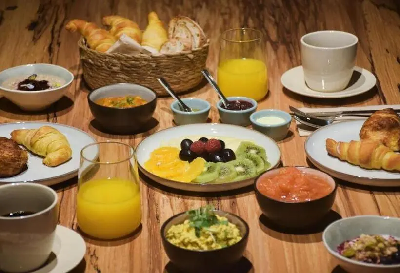 استودیوی استاندارد, Líbere Porto Laranjais