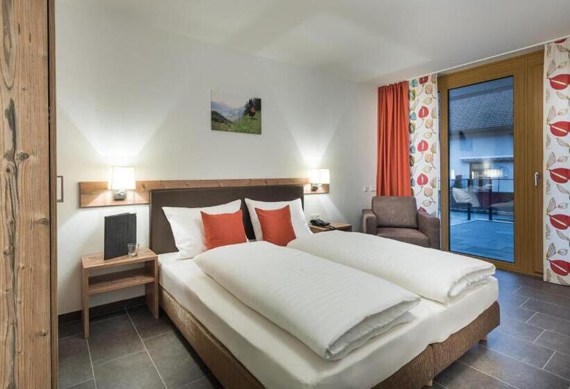2-Bedroom Classic Apartment, Alpenparks Hotel & Apartment Central Zell Am See