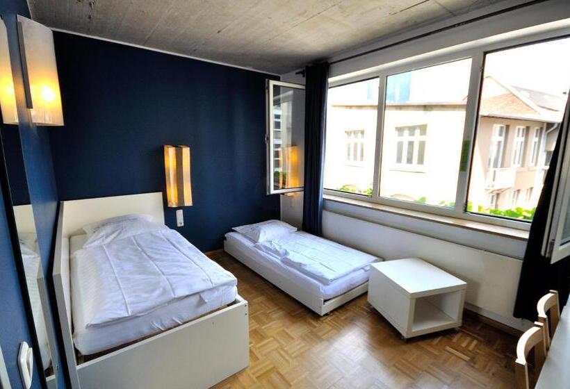 غرفة أساسية, Five Elements Hostel Frankfurt