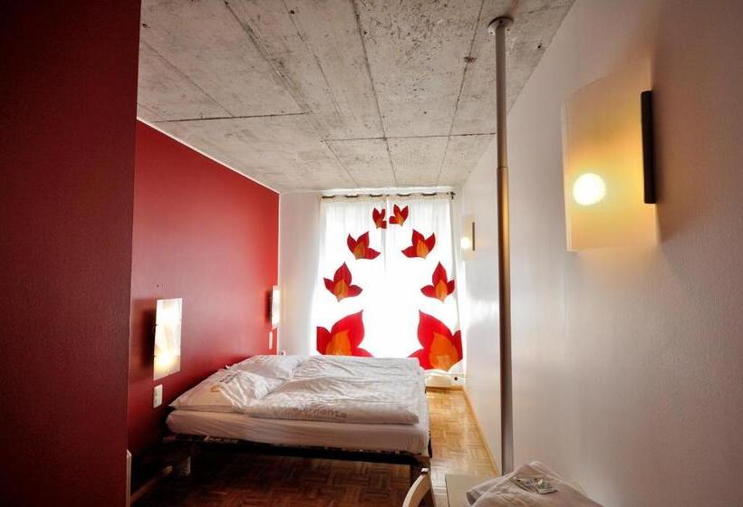 غرفة قياسية فردية, Five Elements Hostel Frankfurt