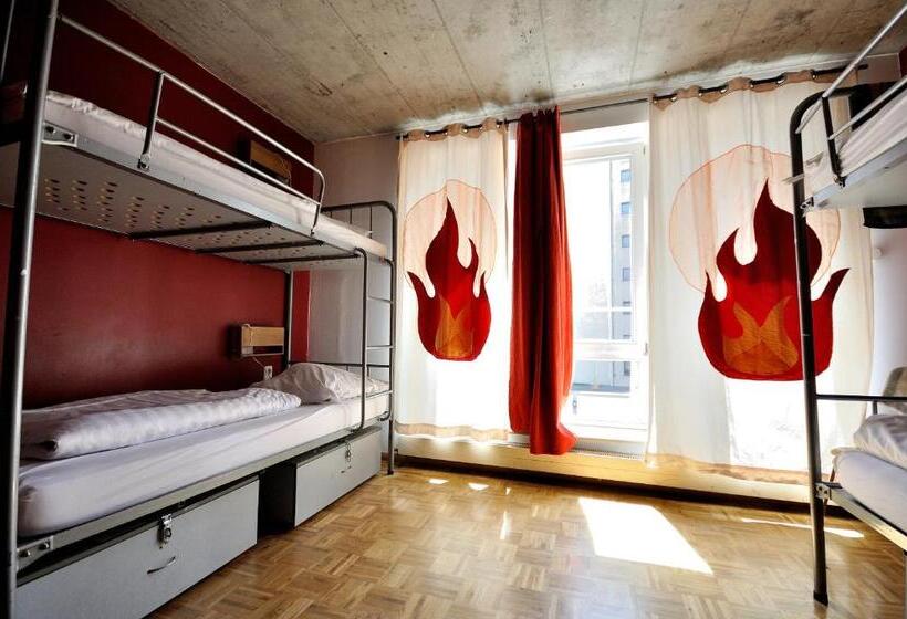 غرفة أساسية ثلاثية, Five Elements Hostel Frankfurt