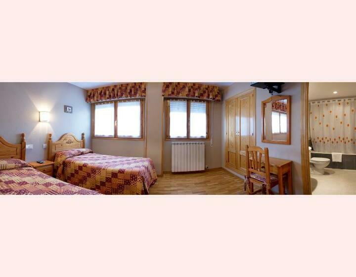 Номер Стандарт, Hostal Valle De Tena