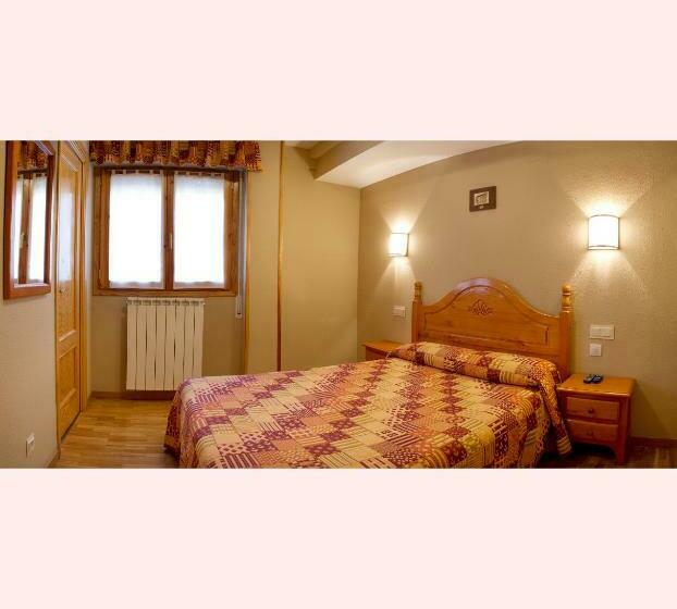 اتاق استاندارد, Hostal Valle De Tena