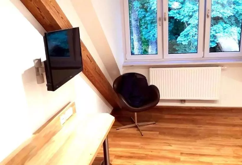 コンフォートシングルルーム, Burgmeier