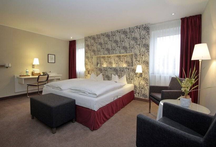 اتاق پرمیوم, Deutscher Hof