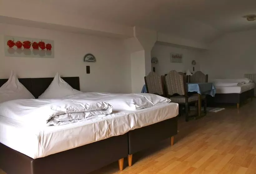 اتاق استاندارد چهار تخته, Gasthof ölberg