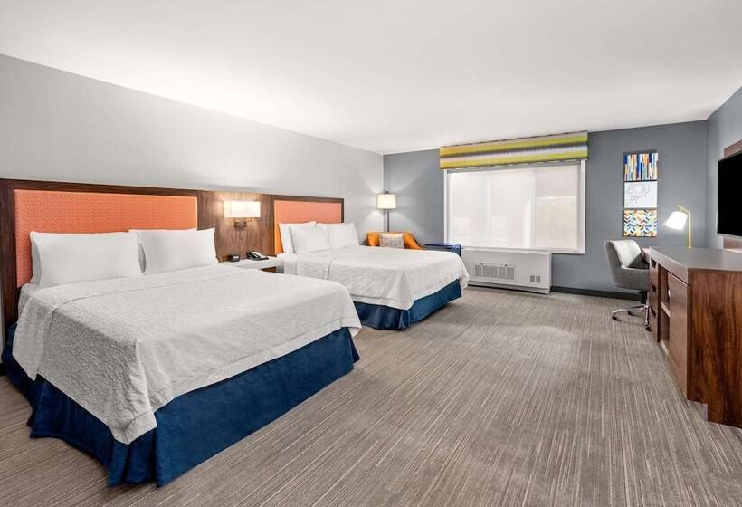 Номер Стандарт Адаптированный для Инвалидов, Hampton Inn & Suites Fairbanks