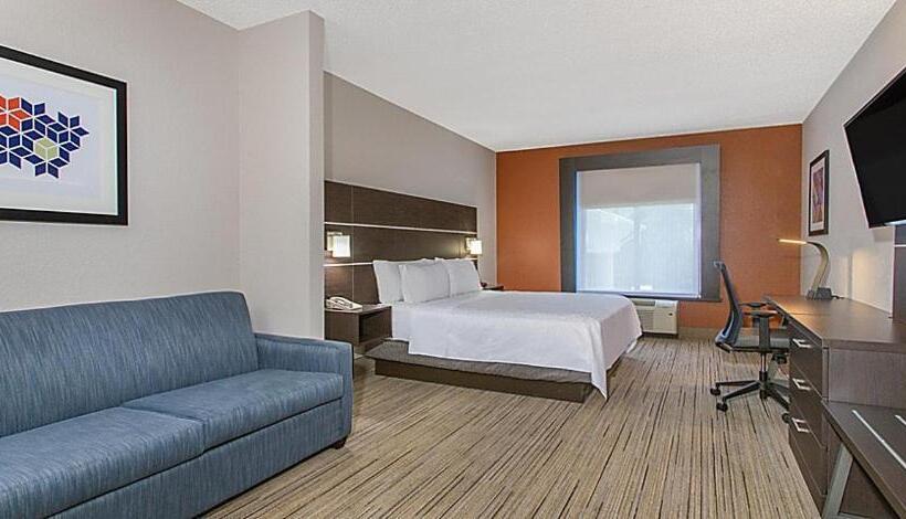 סוויטה מותאמת לאדם עם מוגבלויות, Holiday Inn Express Silver Springs   Ocala, An Ihg